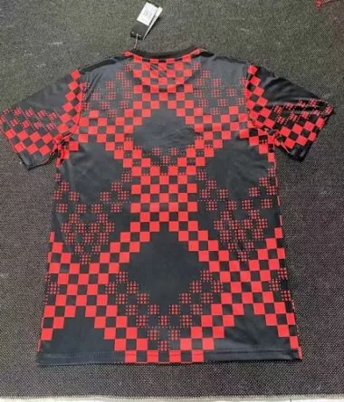 Afbeelding 2 van album 25-26 Benfica Training Soccer Jerseys