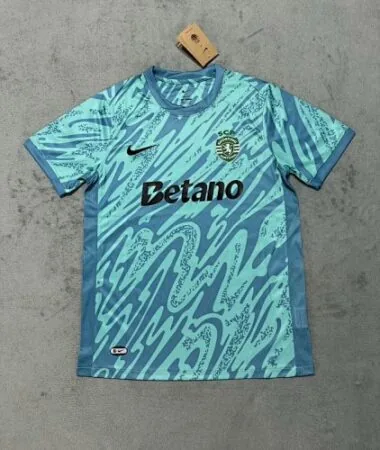 25-26 Speciale voetbalshirts van Sporting Lissabon
