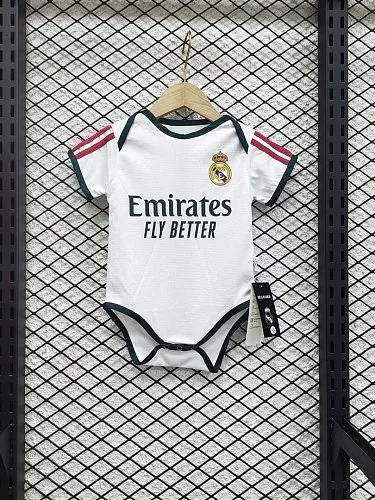 26-27 Real Madrid Home Soccer Jerseys