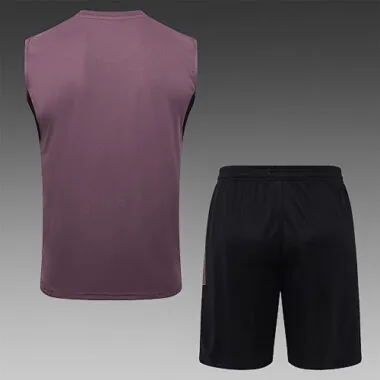 Imagem 2 do álbum Camisola de treino de futebol do Real Madrid 26-27