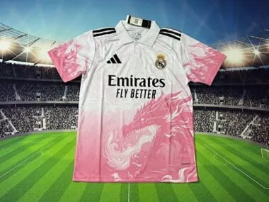 Maillots de football spéciaux du Real Madrid n° 25-26
