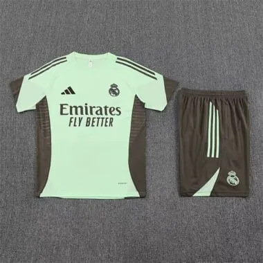 Imagem 2 do álbum Fato de treino de futebol do Real Madrid 25-26