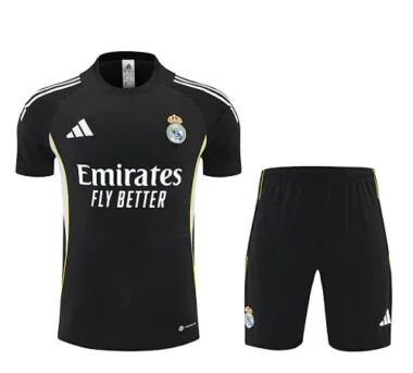 Imagem 2 do álbum Fato de treino de futebol do Real Madrid 25-26