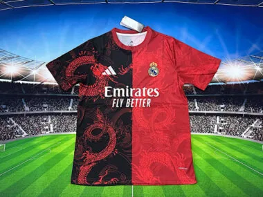 Maillots de football spéciaux du Real Madrid n° 25-26