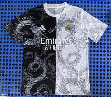 Maillots d'entraînement de football du Real Madrid 25-26