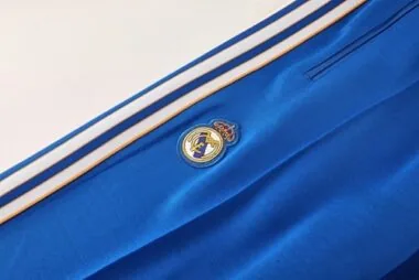 Afbeelding 15 van album 25-26 Real Madrid-jassen