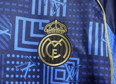 Imagem 2 do álbum 25-26 Camisolas de futebol especiais do Real Madrid