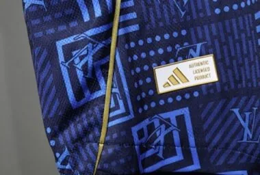 Imagem 5 do álbum 25-26 Camisolas de futebol especiais do Real Madrid