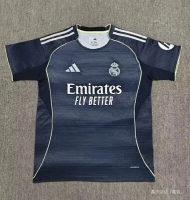 Maillots de football « troisième » du Real Madrid n° 25-26