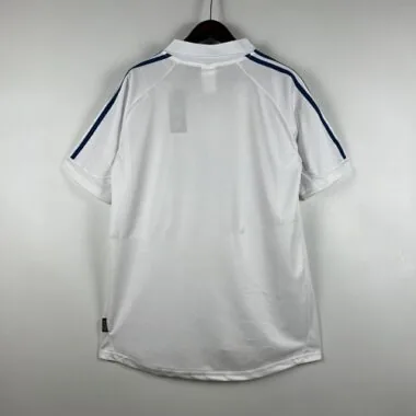 Immagine 2 dell’album Maglie da calcio retro del Real Madrid (2001/02) - versione casalinga