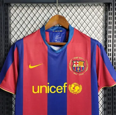 Image 2 de l’album Maillots de football du Barça 2007-2008