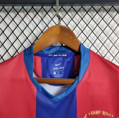 Image 9 de l’album Maillots de football du Barça 2007-2008