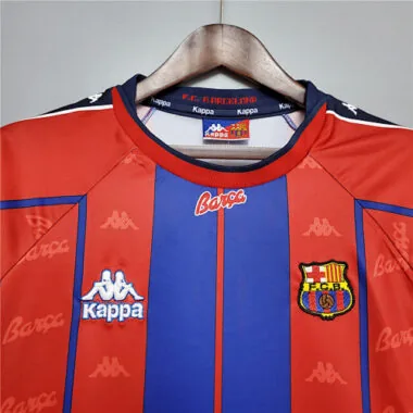 Afbeelding 2 van album 97-98 BAR voetbalshirts voor thuiswedstrijden