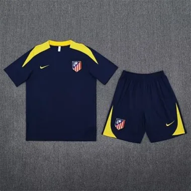 Immagine 3 dell’album Divisa da calcio per gli allenamenti dell’Atlético Madrid 25-26