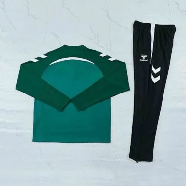 Image 4 de l’album 26-27 Real Betis Kids tracksuit