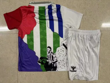 Imagem 2 do álbum Camisolas de futebol para crianças do Real Betis, n.ºs 25-26