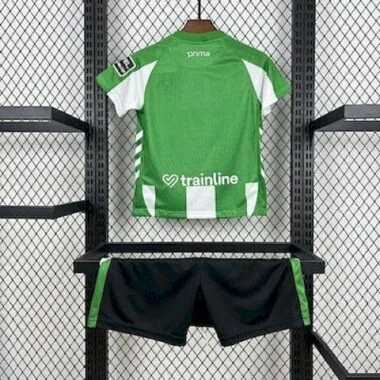 Imagem 2 do álbum 25-26 Real Betis Home Kids Soccer Jerseys
