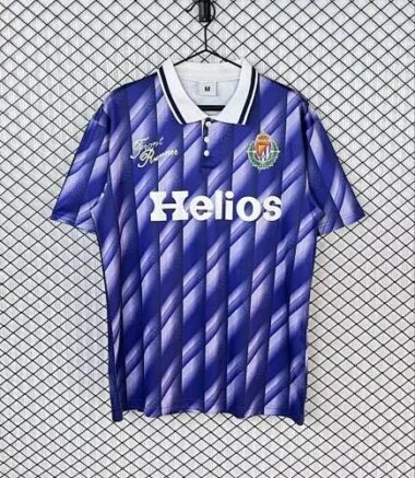 Capa do álbum «Camisolas de futebol retro do Real Valladolid (jogadas em casa) de 92-93»