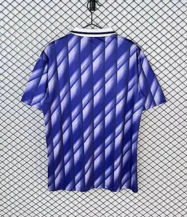 Image 3 de l’album Maillots de football rétro domicile du Real Valladolid 92-93