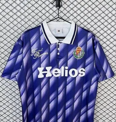 Image 4 de l’album Maillots de football rétro domicile du Real Valladolid 92-93