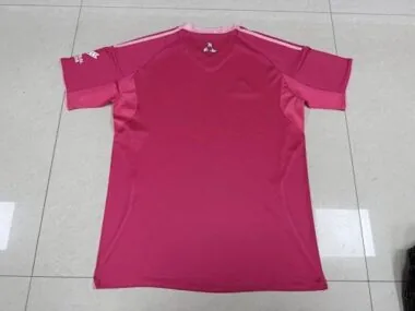 Image 2 de l’album Maillots de football du Grenade 25-26