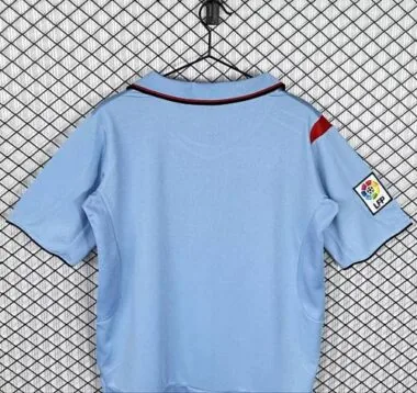 Imagem 3 do álbum 2005-07 Celta Home Retro Soccer Jerseys
