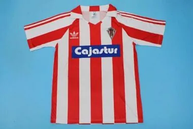 86/87 Gijón thuis- en uitvoeringen voetbalshirts