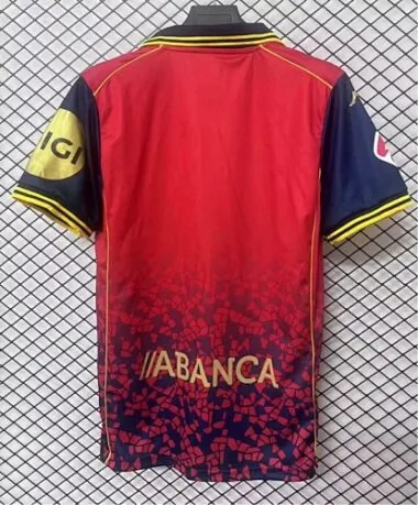 Afbeelding 2 van album 25-26 Deportivo La Coruña derde voetbalshirts