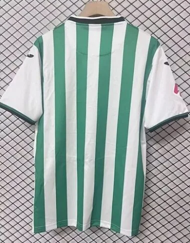 Imagem 2 do álbum Camisolas de futebol da equipa da casa do Córdoba, n.º 25-26
