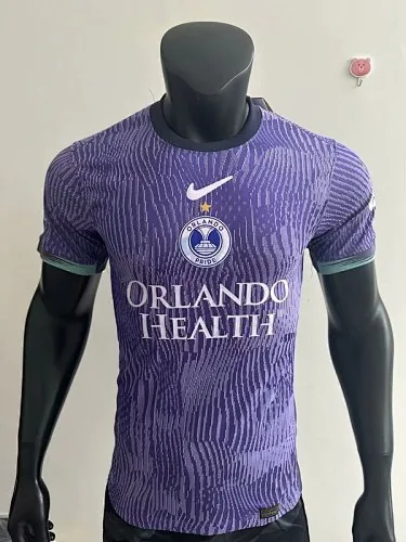 Portada del álbum Camisetas de fútbol del Orlando City, versión para jugadores, números 25 y 26