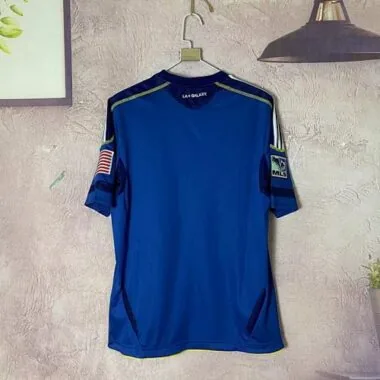 Image 2 de l’album 11/12 LA Galaxy Retro Soccer Jerseys