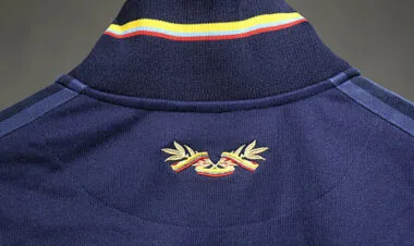 Image 7 de l’album 25-26 Vestes rétro de la Colombie