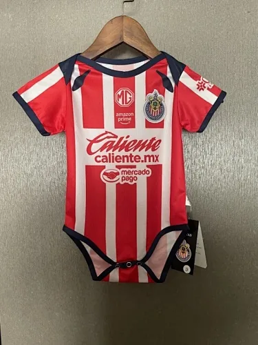 25-26 Chivas voetbalshirts voor thuiswedstrijden