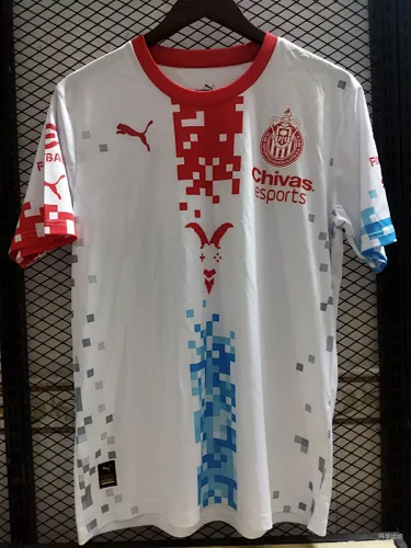 25-26 speciale voetbalshirts van Chivas