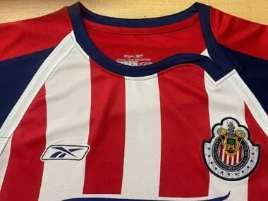 Image 8 de l’album 07-08 Chivas Home Retro Soccer Jerseys