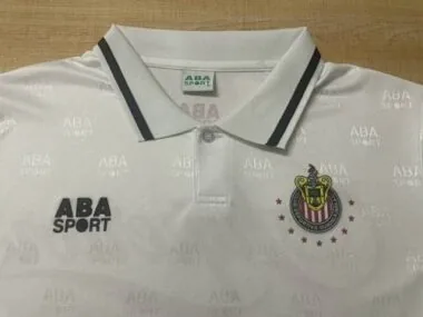 Image 3 de l’album 94-95 Chivas Away Retro Soccer Jerseys