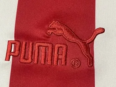 Image 5 de l’album Chivas Retro Soccer Jerseys