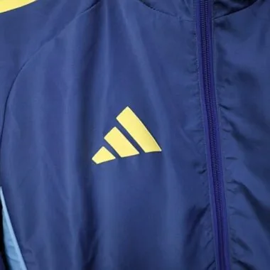 Image 2 de l’album 25-26 Club America - Vestes coupe-vent