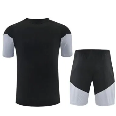 Imagem 5 do álbum 26-27 Spain Training Soccer Suit