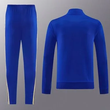 Imagem 2 do álbum 2026 Italy Jackets
