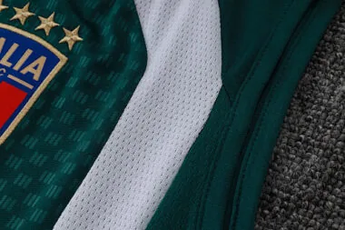 Imagem 6 do álbum 2026 Italy Training Soccer Vest