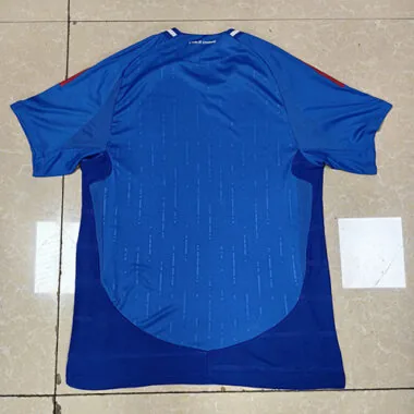 Image 3 de l’album Maillots de football de l’équipe nationale italienne 2024