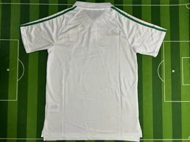Image 2 de l’album Maillots de football spéciaux de l’Italie 2023