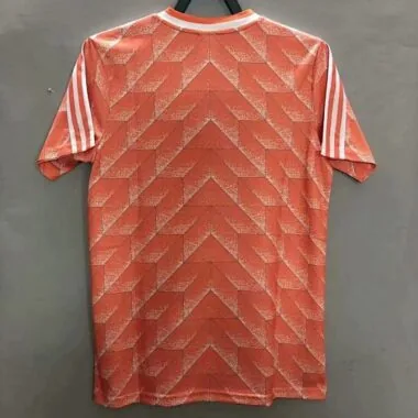 Image 2 de l’album Maillots de football rétro de l’équipe nationale des Pays-Bas de 1988 (domicile)