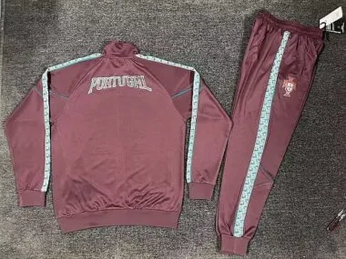 Afbeelding 2 van album 2026 Portugal Long Sleeve Jackets