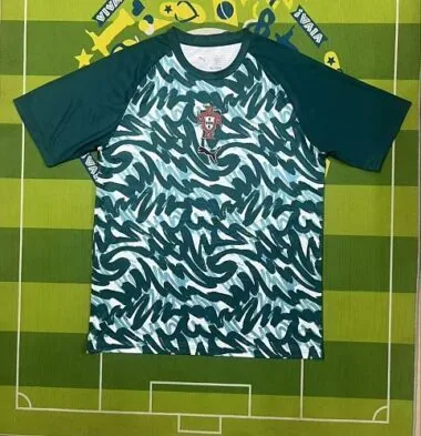 26-27 Voetbalshirts van Portugal
