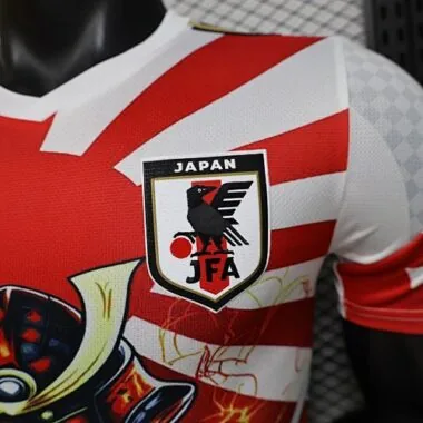 Afbeelding 3 van album 26-27 Voetbalshirts in de spelersversie van Japan