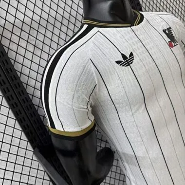 Afbeelding 6 van album 2026 Japan Special Player-versie voetbalshirts