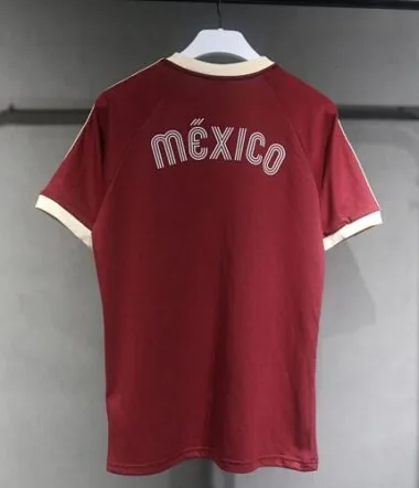 Afbeelding 2 van album Mexico Retro T-shirt