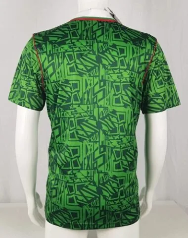 Afbeelding 2 van album Retro voetbalshirts van Mexico uit 1994 (thuiswedstrijden)